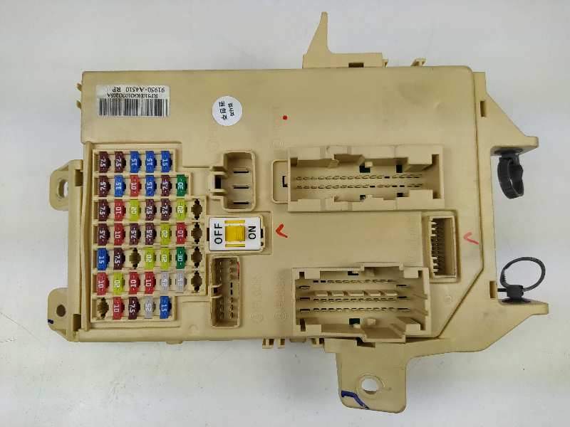 CAJA RELES / FUSIBLES 91950A4510 91950A4510RP 