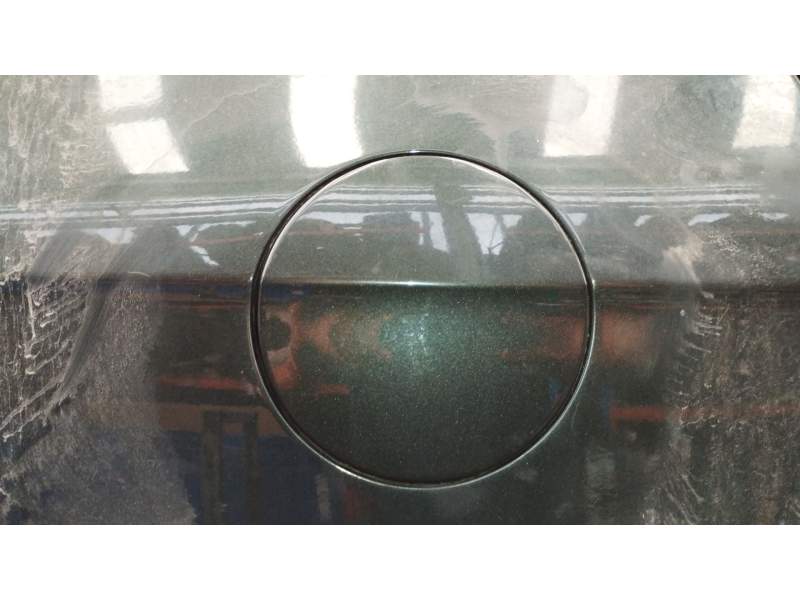 TAPA EXTERIOR COMBUSTIBLE 3C5809857A 