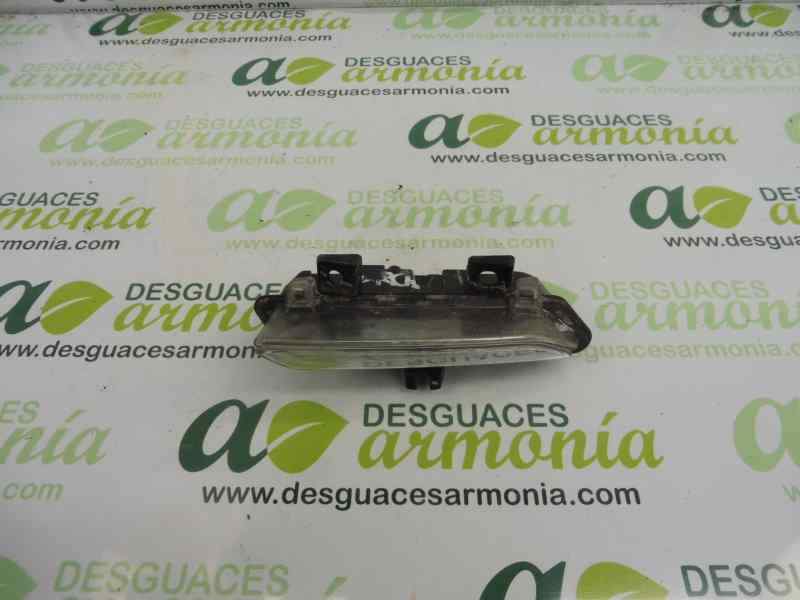 PILOTO DELANTERO DERECHO 266003864R 