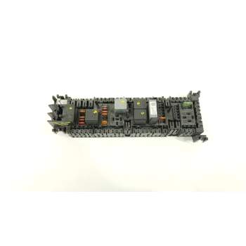 CAJA RELES / FUSIBLES A2469066600 