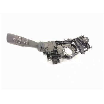 MANDO LUCES 0272017F852 