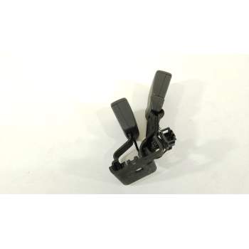 ENGANCHE CINTURON TRASERO CENTRAL 6F0857739B 