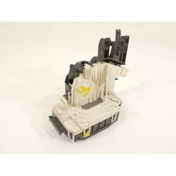 CERRADURA PUERTA DELANTERA DERECHA A1667200435 