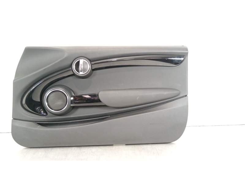 GUARNECIDO PUERTA DELANTERA DERECHA 51417312062 