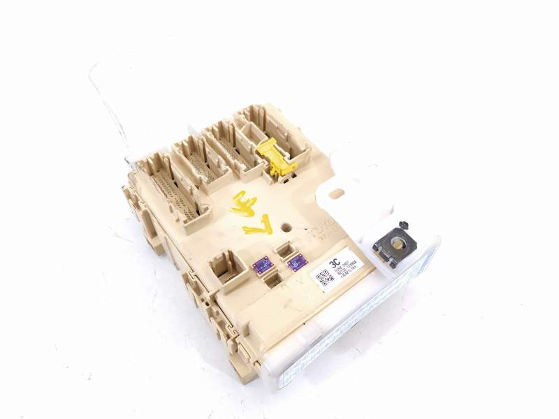 CAJA RELES / FUSIBLES 63580951 8273012X80A 