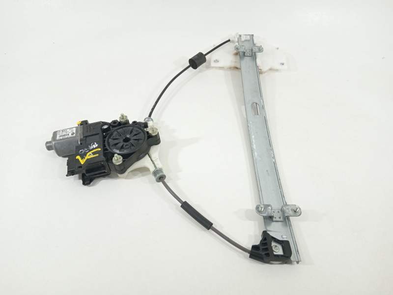 ELEVALUNAS DELANTERO IZQUIERDO 82450G6010 