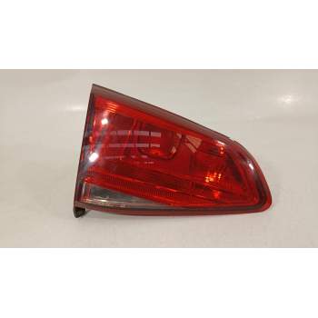 PILOTO TRASERO IZQUIERDO 1K8943021 
