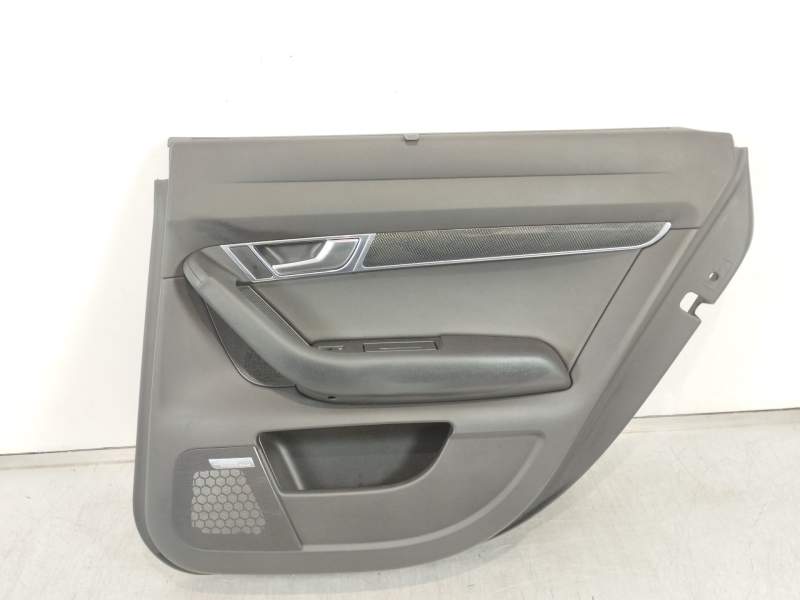 GUARNECIDO PUERTA TRASERA DERECHA 4F0867306 