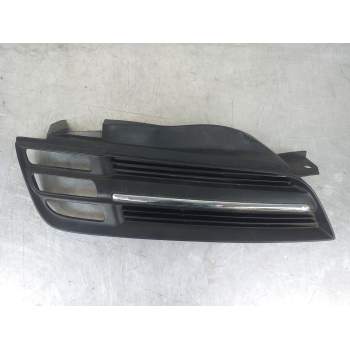 REJILLA PARAGOLPES DERECHA 62320AX600 