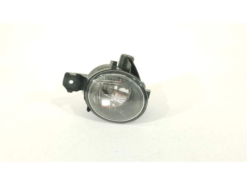 FARO ANTINIEBLA IZQUIERDO 63177837502 89203662 