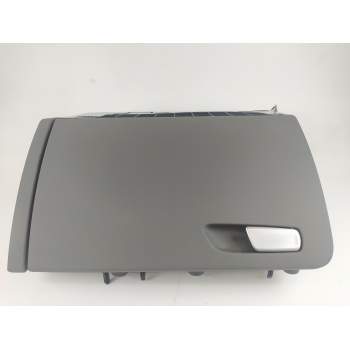 GUANTERA 8R1857035D 