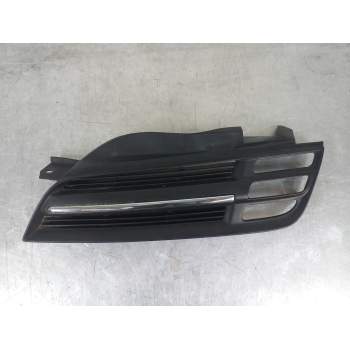 REJILLA PARAGOLPES IZQUIERDA 62330AX600 