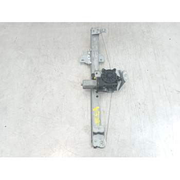 ELEVALUNAS TRASERO DERECHO 827202127R 