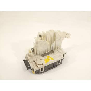CERRADURA PUERTA TRASERA DERECHA A2047302835 