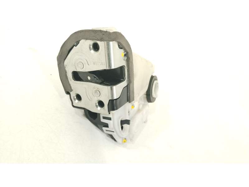 CERRADURA PUERTA TRASERA IZQUIERDA 690600D110 