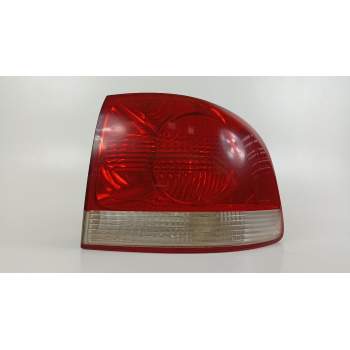 PILOTO TRASERO DERECHO 7L6945096P 