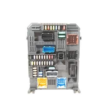 CAJA RELES / FUSIBLES 9832880280 