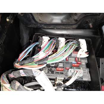 CAJA RELES / FUSIBLES 9675877980 BSMR02 