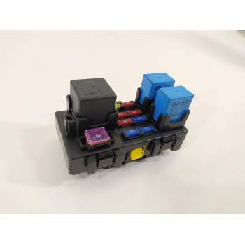 CAJA RELES / FUSIBLES 919512S000 