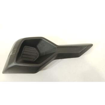 REJILLA PARAGOLPES DERECHA 263315423R 