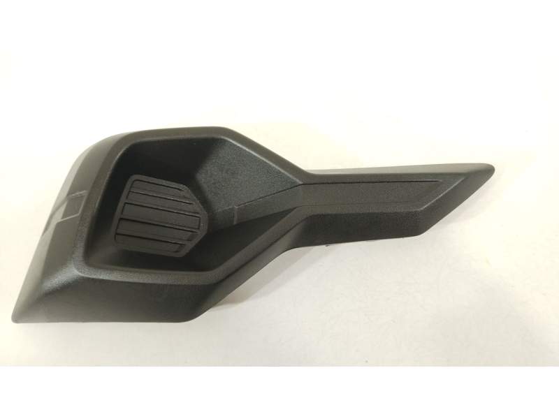 REJILLA PARAGOLPES DERECHA 263315423R 
