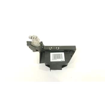 CAJA RELES / FUSIBLES 8J0915456 4F0915519