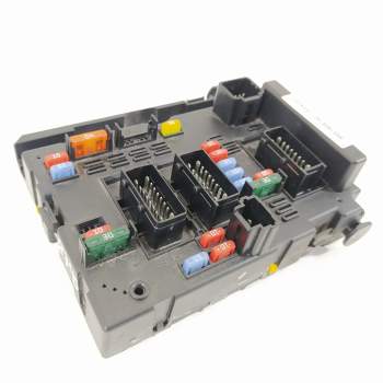 CAJA RELES / FUSIBLES 9657608780 BSMB3 