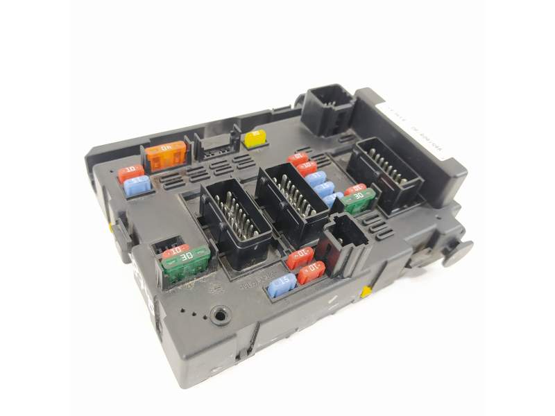 CAJA RELES / FUSIBLES 9657608780 BSMB3 