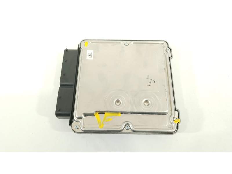 CENTRALITA MOTOR UCE 04L906021BM 