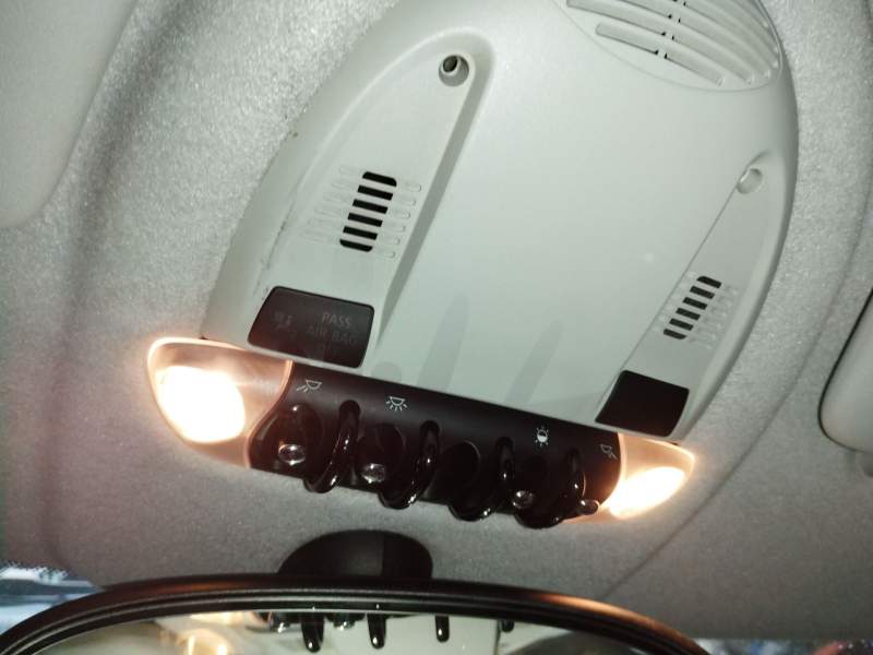 LUZ INTERIOR 3422625 61319284415 15052708