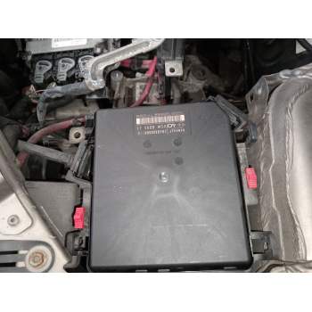 CAJA RELES / FUSIBLES 8229319596 284B60008R USMBD95
