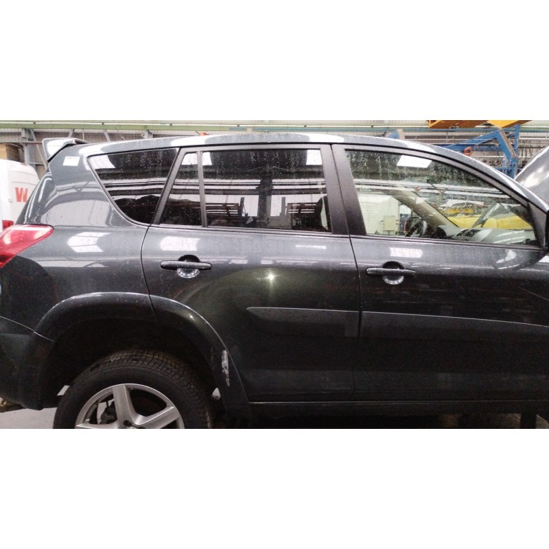 Recambio de puerta trasera derecha para toyota rav 4 (a3) executive referencia OEM IAM   