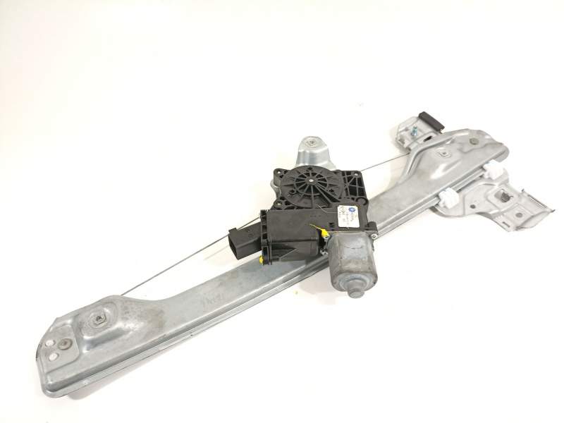 ELEVALUNAS TRASERO DERECHO 98910SUV20 