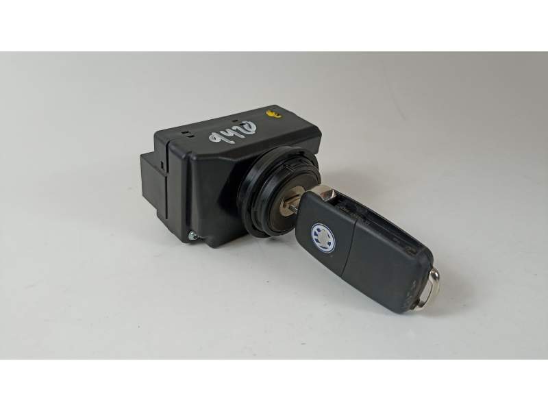 CONMUTADOR DE ARRANQUE 3D0905865E 33300101 