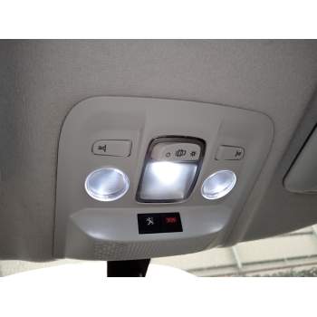 LUZ INTERIOR 
