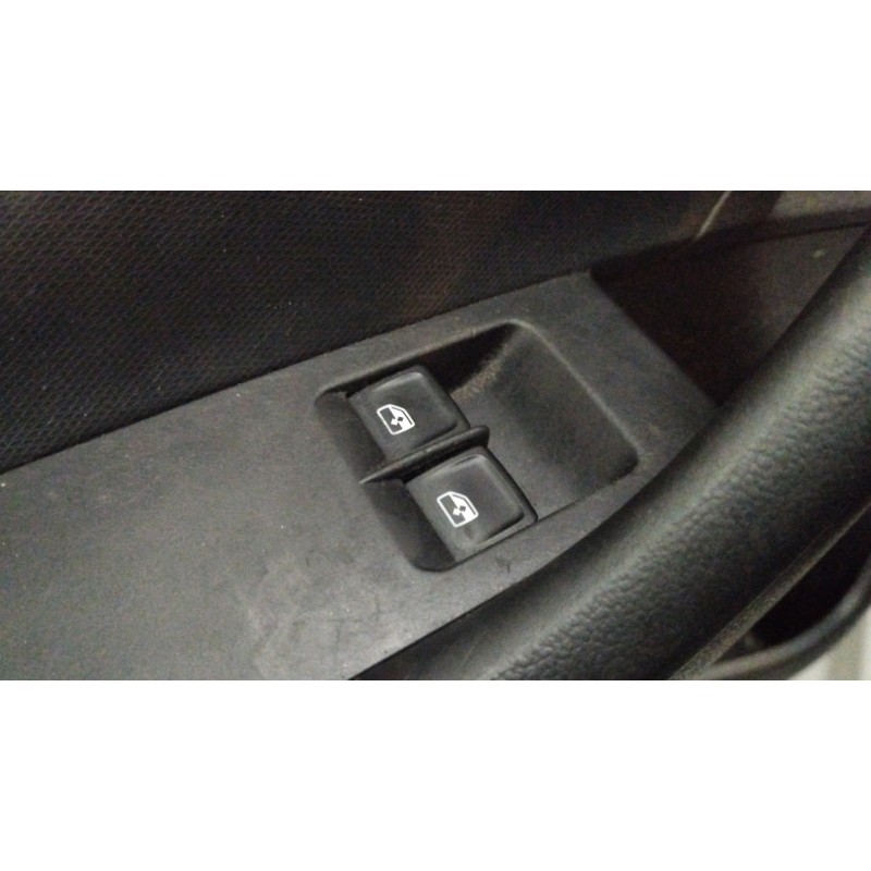 Recambio de mando elevalunas delantero izquierdo para seat toledo (kg3) connect referencia OEM IAM   