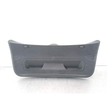 GUARNECIDO PORTON TRASERO 6F9867601 
