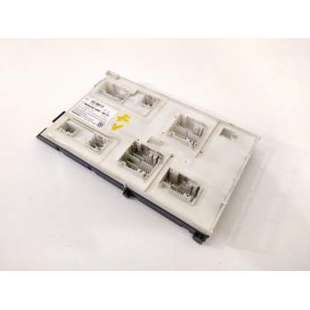 CAJA RELES / FUSIBLES A1569007702 A1569011400 A1569021400