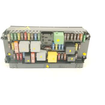 CAJA RELES / FUSIBLES A2129003514 