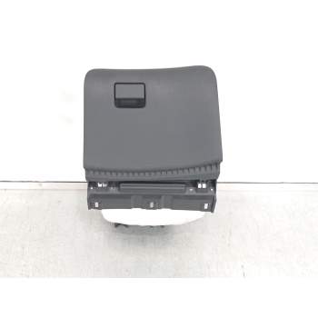 GUANTERA 685201KP0A 