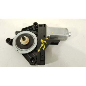MOTOR ELEVALUNAS DELANTERO IZQUIERDO 130530 31253061