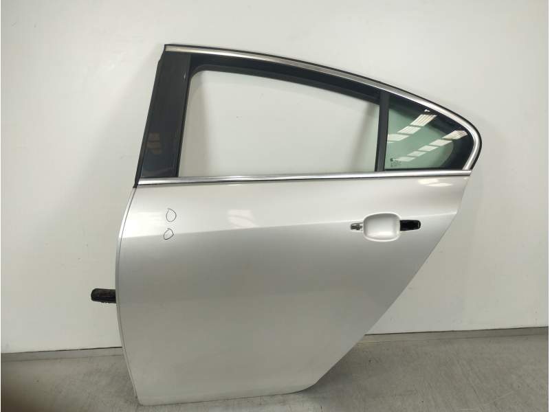 PUERTA TRASERA IZQUIERDA 22796347 