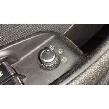 MANDO RETROVISOR 8V0959565E 