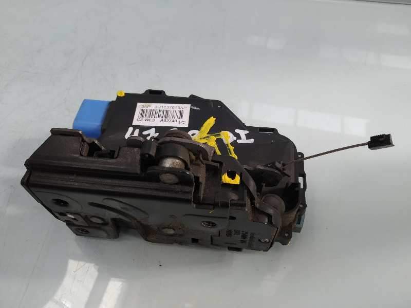 CERRADURA PUERTA DELANTERA IZQUIERDA 3D1837015AP 