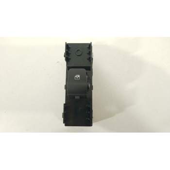 MANDO ELEVALUNAS TRASERO DERECHO 93581G3010 