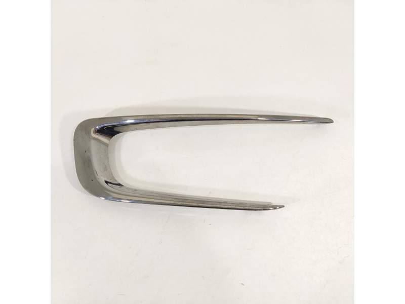 REJILLA PARAGOLPES DELANTERO 9802523677 