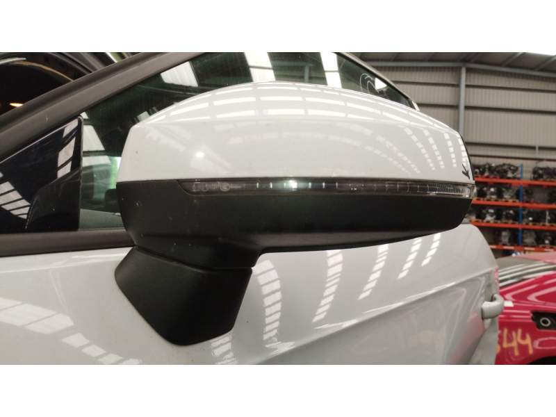 RETROVISOR IZQUIERDO 8V1857409F 