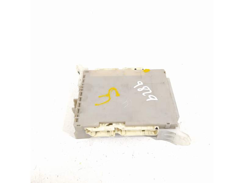 CAJA RELES / FUSIBLES 8273048J20 