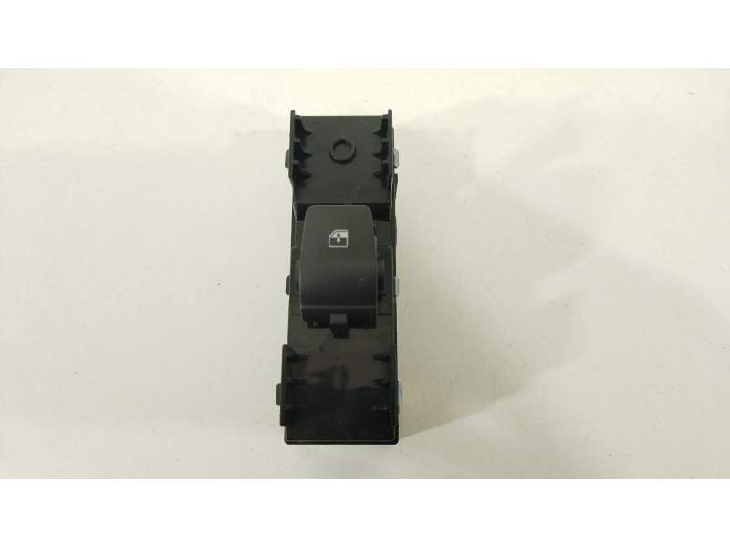 MANDO ELEVALUNAS TRASERO IZQUIERDO 93581G3010 