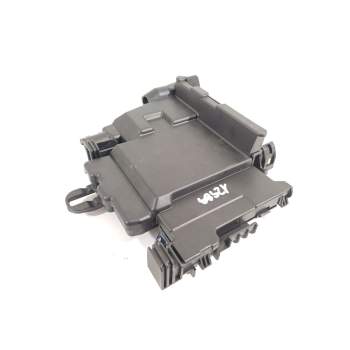 CAJA RELES / FUSIBLES 30659092 